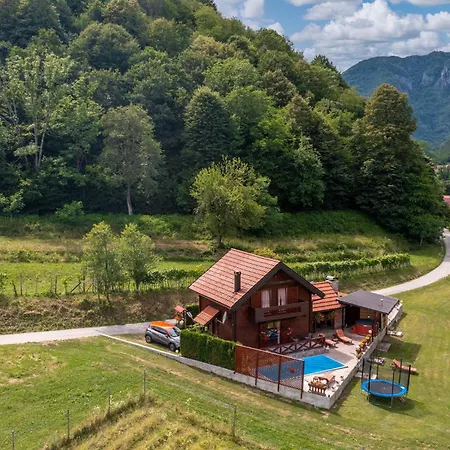 펜션 Amazing In With Sauna *