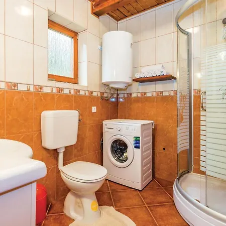 Casa vacanze Lovely In With Sauna *